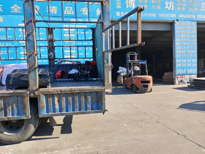 点击查看详细信息<br>标题：发货现场 阅读次数：0